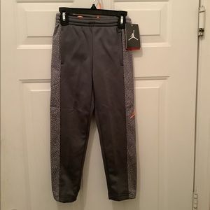 Boys Jordan pants 5-6 yrs old or size 6